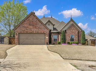 4701 E 143rd Ct S, Bixby, OK 74008