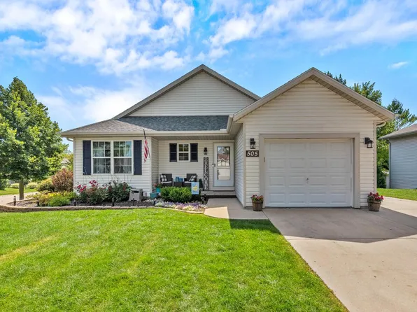 505 Broadmoore DRIVE, Hartford, WI 53027