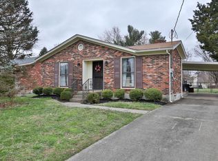 4437 Heatherbrook Dr, Louisville, KY