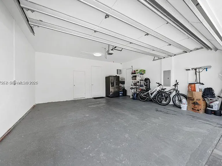 4497 SW 25th Ter — Photo 24