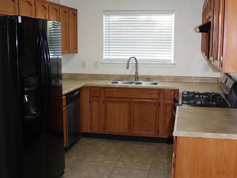 13978 Vaquero Rock Dr — Photo 10