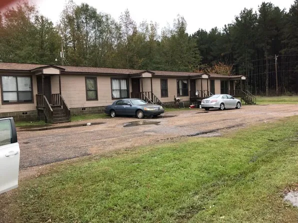 2175 Jupiter Rd, Mendenhall, MS 39114