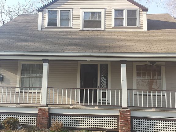 2nd image of 3017 De Groff Way