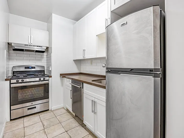106 Fulton St #4A — Photo 4