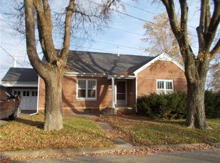 119 S Chestnut St, Shelbyville, IL 62565