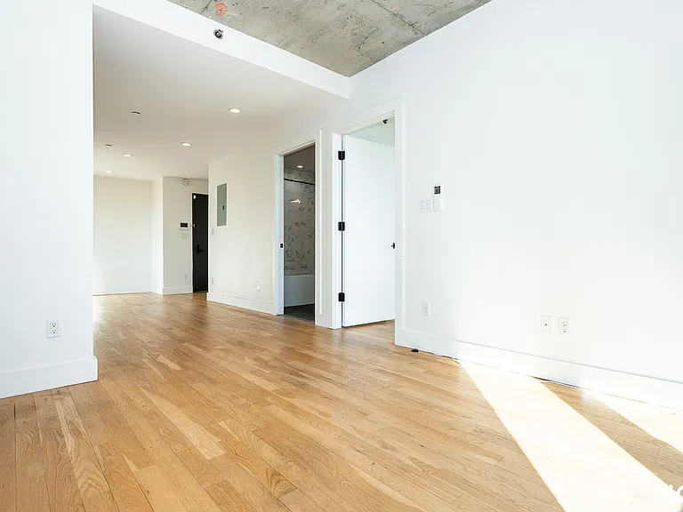 824 E New York Ave #2J — Photo 7