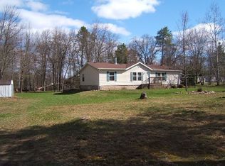5064 Menominee Line Rd, Gillett, WI 54124