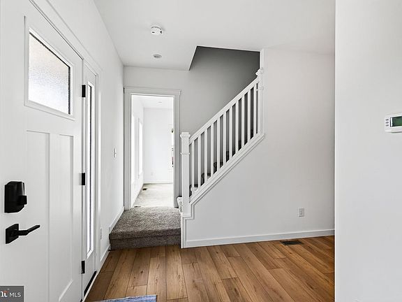 3rd image of 210 Creamery Rd