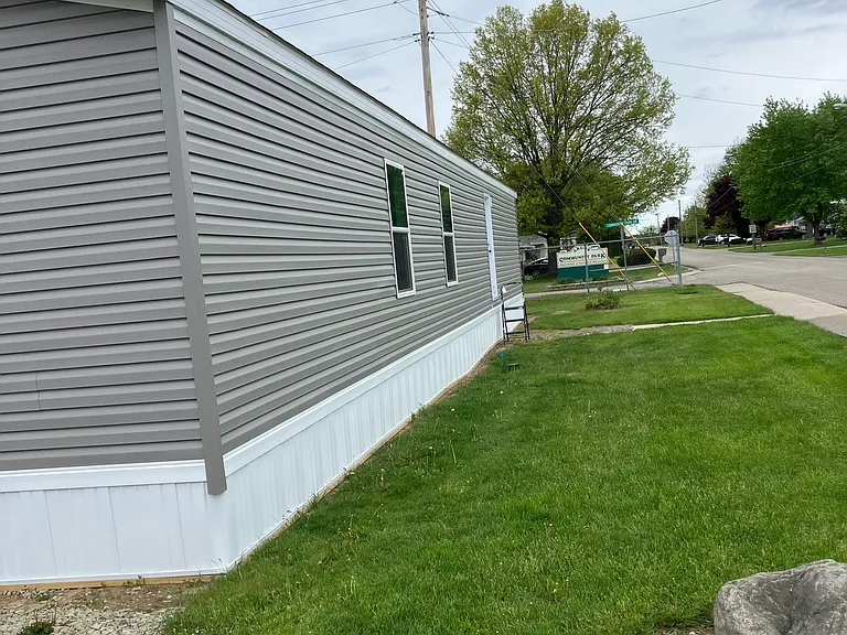 205 W Marshall St #489 — Photo 4