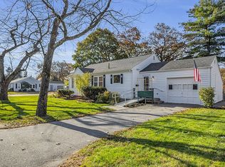 64 Elm St, Methuen, MA 01844