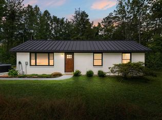 2536 Tarr Ridge Rd, Frenchburg, KY 40322