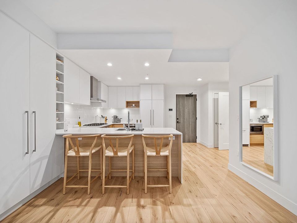 1st image of 3131 Murray St #222