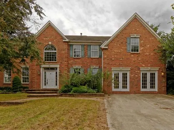 15 Bancroft Ln, Hainesport, NJ 08036