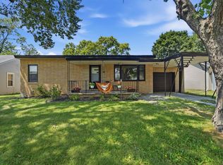 111 Mary St, Washington, IL 61571