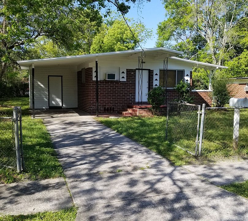 1st image of 5042 Lincoln Cir N
