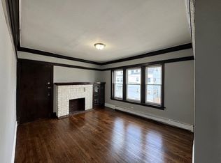 4155-59 N Pulaski Rd #2E, Chicago, IL 60641