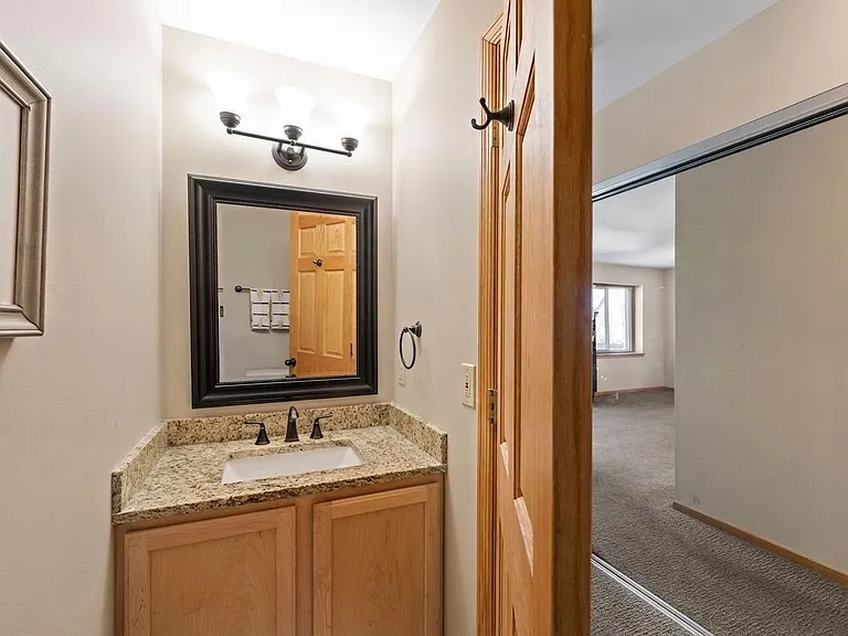 304 Pondridge Cir — Photo 10