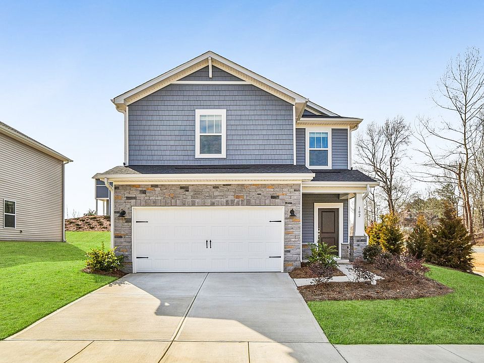 Welcome home to the Finley floorplan at a Meritage Homes community in Charlotte, NC.