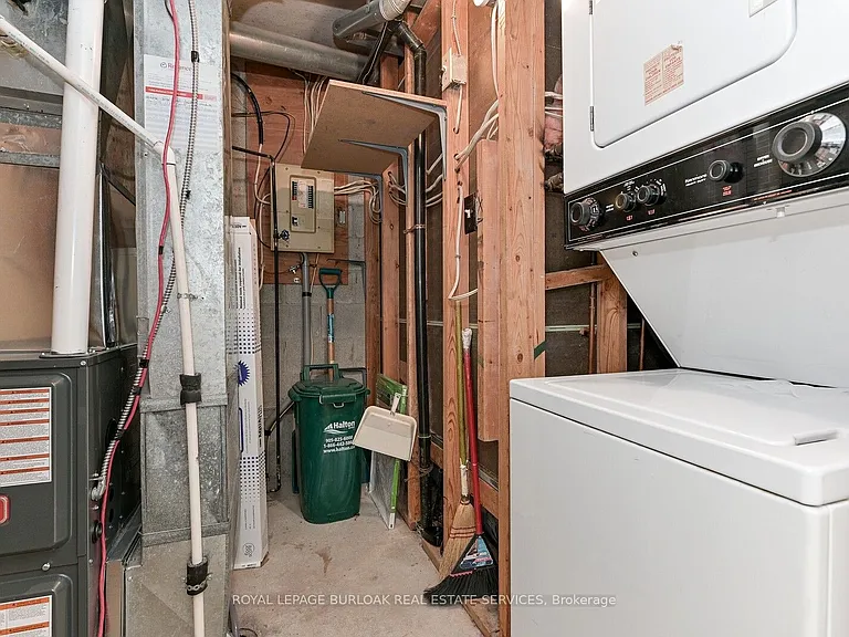 895 Maple Ave #212 — Photo 20