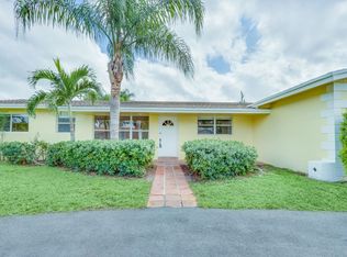 1042 SW 25th Ave, Boynton Beach, FL 33426