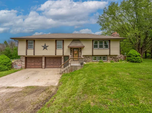22152 Highway Z, Marshall, MO 65340