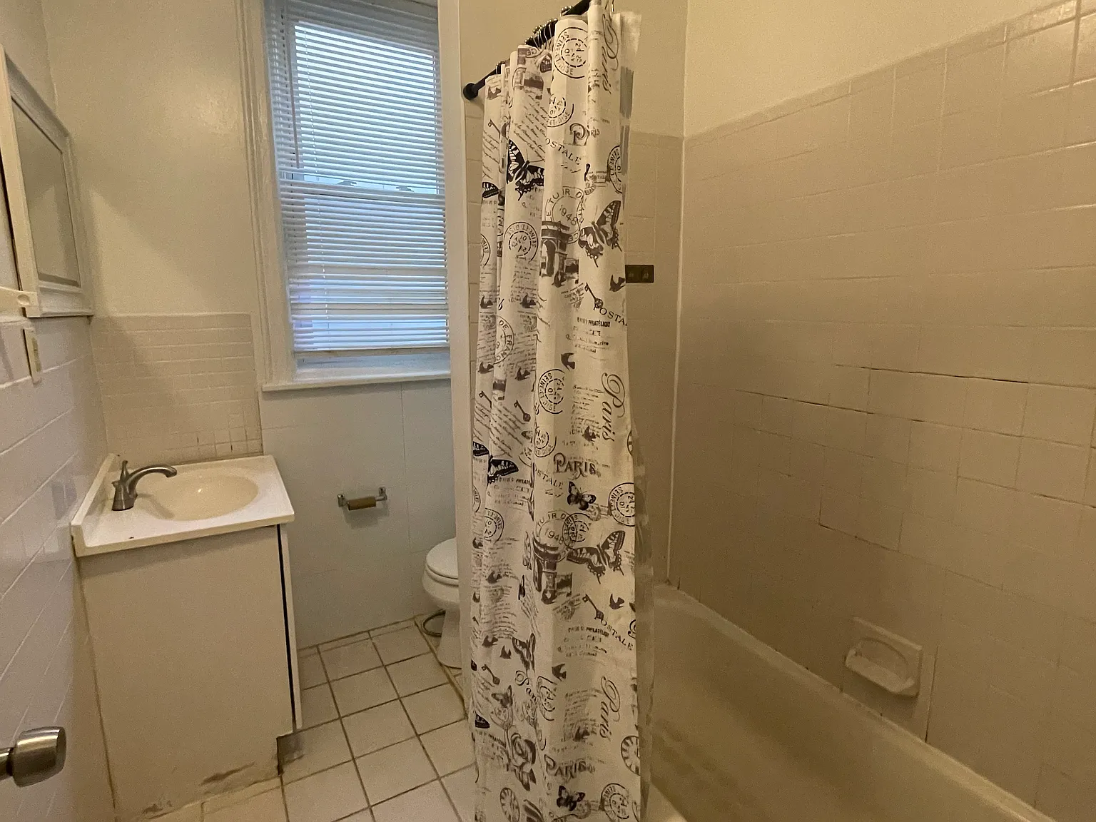 4 bed, $2,200 — Photo 4