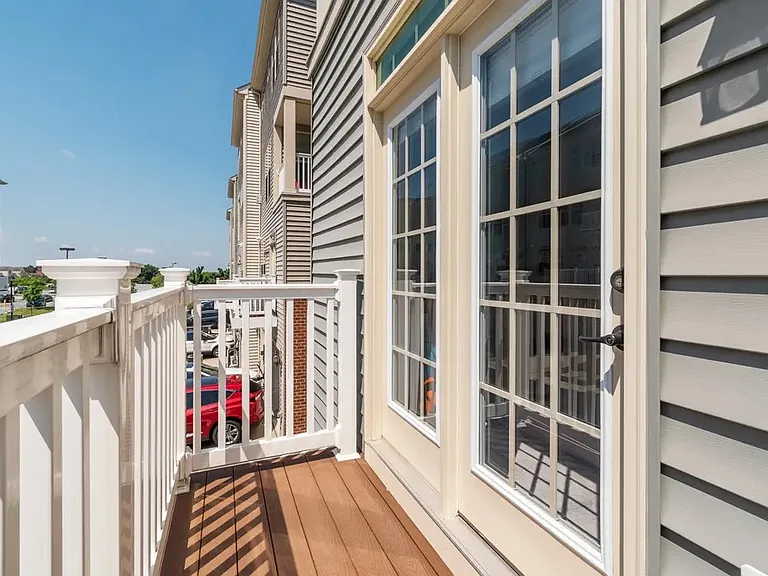 8020 Orchard Grove Rd — Photo 18