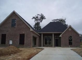 4943 Par Cir, Shreveport, LA 71107