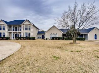 302 Drew Ln, Heath, TX 75032