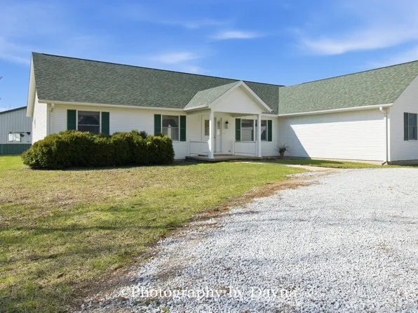 13014 E State Route 114, Momence, IL 60954