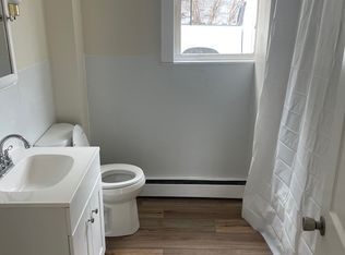 110 Main St UNIT 3, Norway, ME 04268