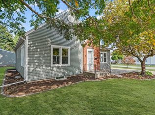 601 W Main St, Clinton, IL 61727