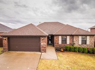 5559 Gunnison Ave, Springdale, AR 72762