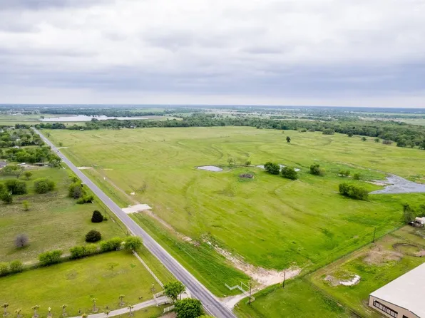 9 Fm 47, Wills Pt, TX 75169