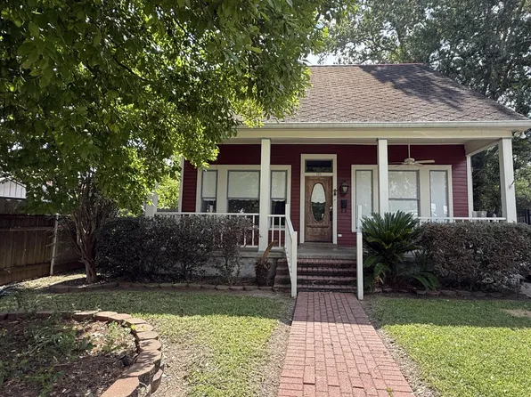 121 N 9th St, Eunice, LA 70535