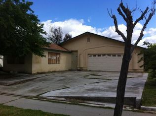233 S Backer Ave, Fresno, CA 93702
