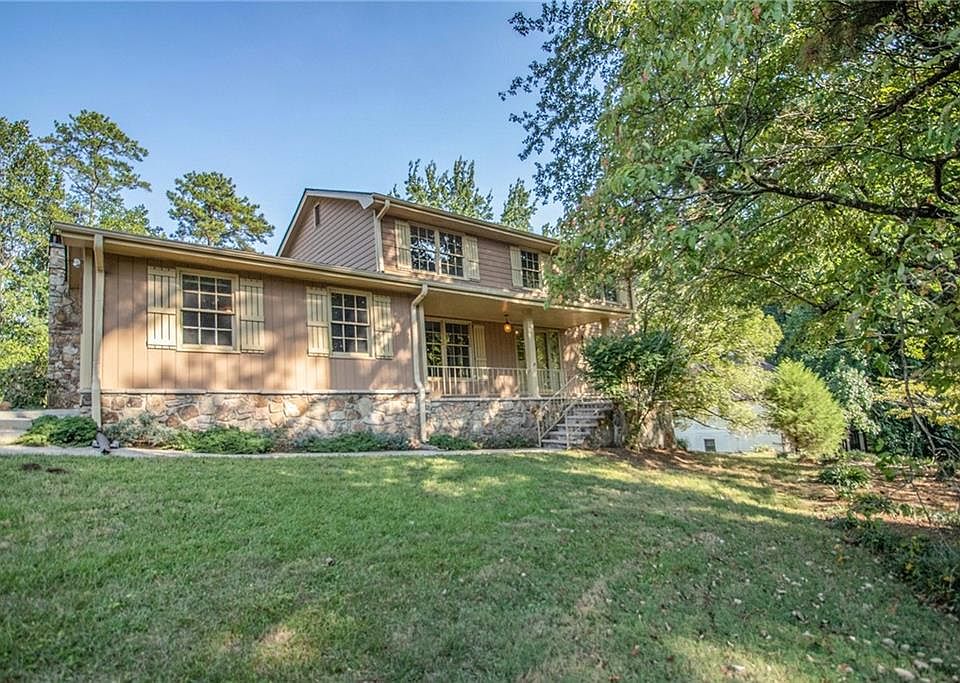 1st image of 2660 Club Forest Ct SE