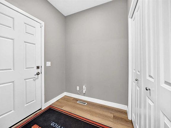 3rd image of 59 Corner Meadows Vlg NE