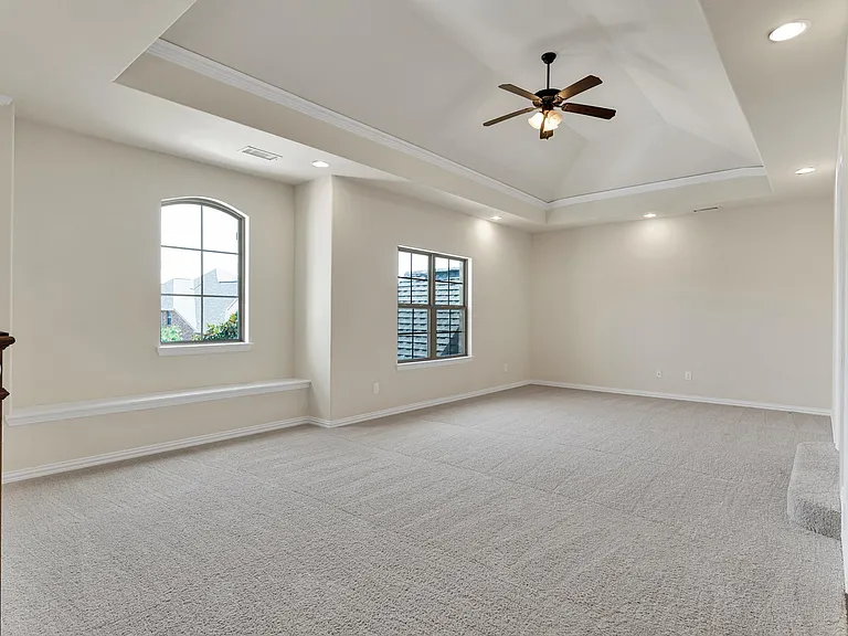 1602 Meg Dr — Photo 23