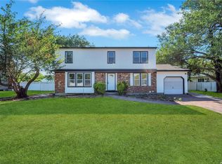 43 Old Selden Stage Rd, Selden, NY 11784