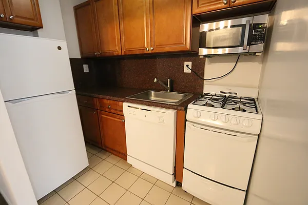 Rented by JM Preston Properties LLC | media 13