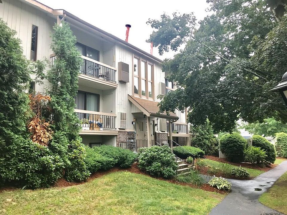 1st image of 1461 Pawtucket Blvd #6-1