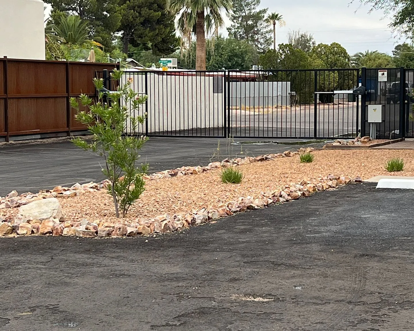 2 bed, 1.0 bath, 770 sqft, $1,225 — Photo 3