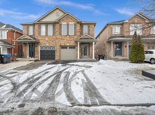 10 Applegrove Ct, Brampton, ON L6R2Y8