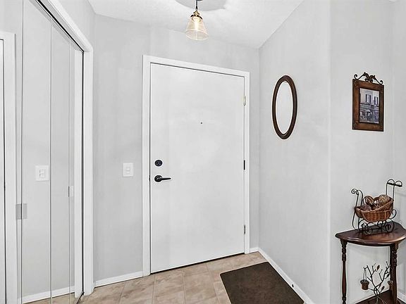 5th image of 5000 N Somervale Ct SW #105