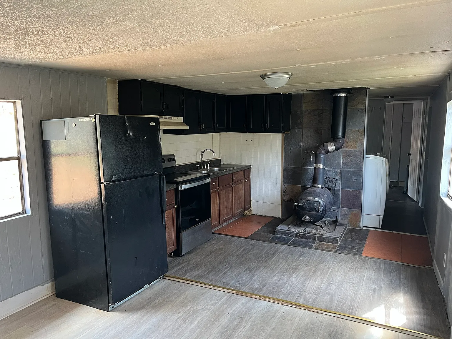 6696 Skyview - 6696 Skyview — Photo 3
