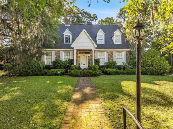 905 Goebel Avenue, Savannah, GA 31404