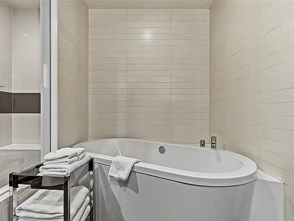 2nd image of 2600 W Harmon Ave #112