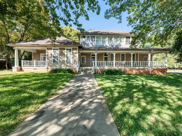 209 E 7th St, Rusk, TX 75785