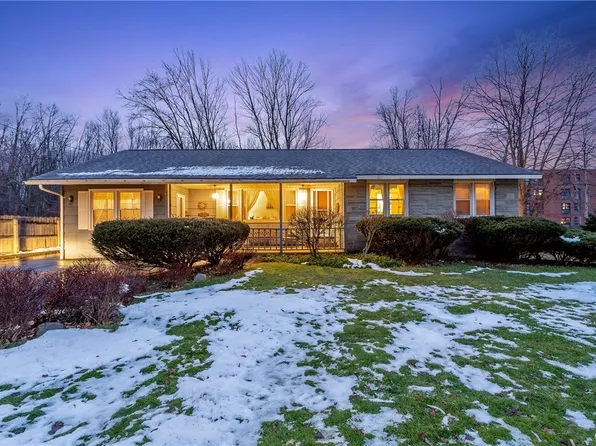 218 Dausman St, East Syracuse, NY 13057